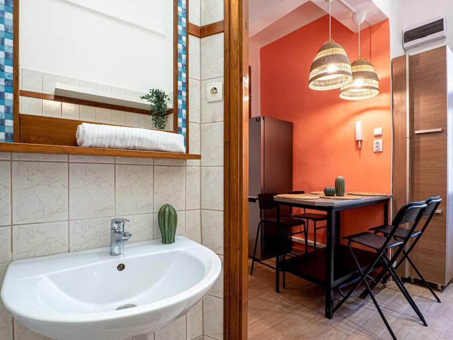 Mexicopo Apartment With Garage Boedapest Buitenkant foto